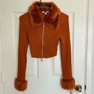 Urban Outfitters Brown Women’s Long Sleeve Faux Fur Size Medium